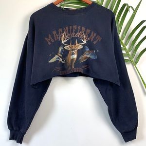 Vintage Navy Cropped Crewneck Sweater with Deer Graphic
